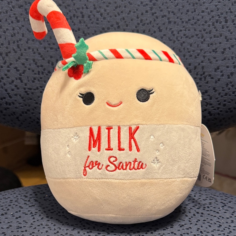 Squishmallows 2023 Xmas Arlene Milk 8''